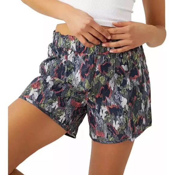 New Free People Movement In The Wild Printed Supernova Combo Shorts Women’s Sz S - Picture 2 of 9